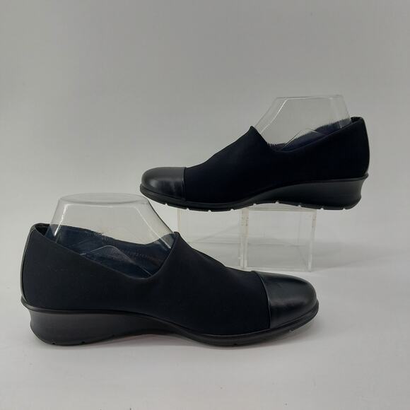 Ecco Goretex Sz 39 (US 8-8.5) Black Slip On Women's Loafers - Picture 3 of 14